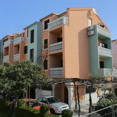 Apartments by the sea Podstrana