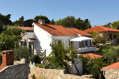 Zgrada u kojoj se nalazi apartman