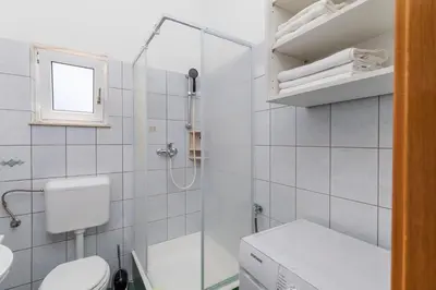 Kupaonica u objektu Apartment Duce 2737b