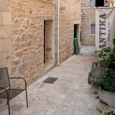 Seaside holiday house Stari Grad