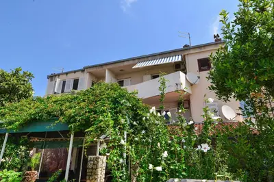 Zgrada u kojoj se nalazi apartman