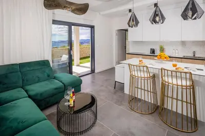 Kuhinja ili čajna kuhinja u objektu Villa Hanna-Dream Adriatic View