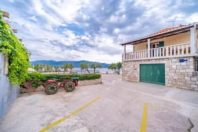 Pogled na planine ili pogled na planine iz apartmana
