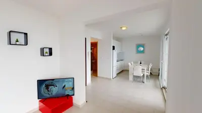 TV i/ili zabavni centar u objektu Apartments Andrea - Beachfront & Sea-view Terrace