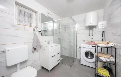 Kupaonica u objektu 1 Bedroom Beautiful Apartment In Slime
