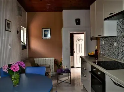 Kuhinja ili čajna kuhinja u objektu Apartments K Supetar