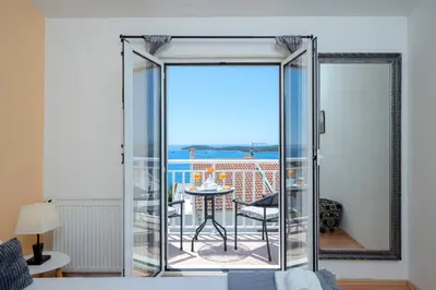 Pogled na more ili pogled na more iz apartmana