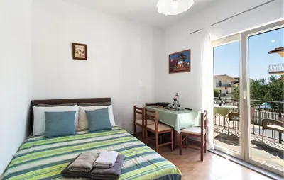 Krevet ili kreveti u jedinici u objektu 1 Bedroom Awesome Apartment In Omis