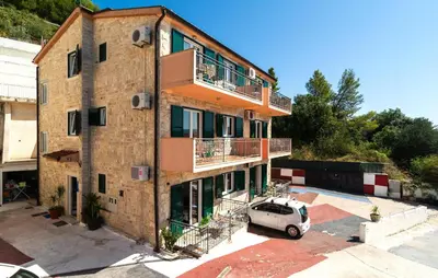 Zgrada u kojoj se nalazi apartman