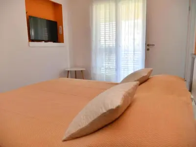 Krevet ili kreveti u jedinici u objektu One Bedroom Apartment with Terrace & Garden View