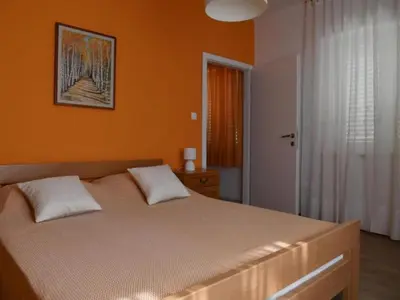 Krevet ili kreveti u jedinici u objektu One Bedroom Apartment with Terrace & Garden View