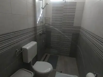 Kupaonica u objektu Four Bedroom Holiday Home With Terrace & Sea View