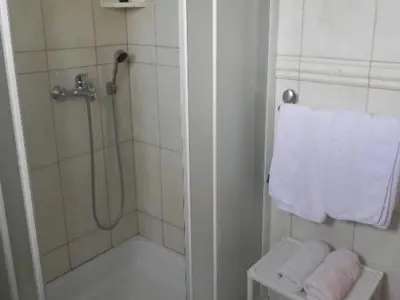 Kupaonica u objektu Apartments Trogrli - One-Bedroom Apartment with Balcony