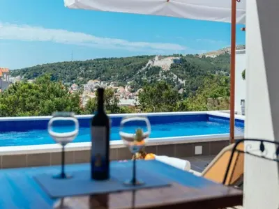 Pogled na planine ili pogled na planine iz apartmana
