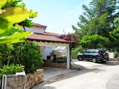 Vrt u objektu Bay House Rosohotnica - Two Bedroom Apartment