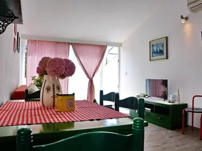 TV i/ili zabavni centar u objektu Name Bay House Rosohotnica - One Bedroom Apartment