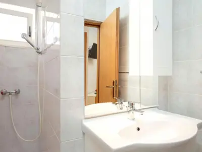 Kupaonica u objektu Apartments Bo ica - Studio