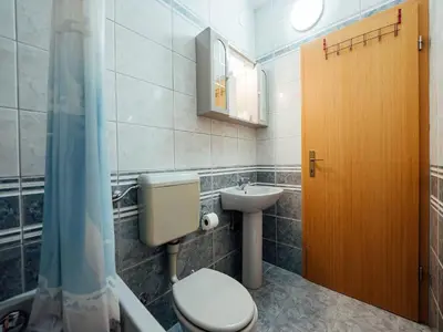 Kupaonica u objektu Apartments Pezo - Studio apartment with Terrace Tina 4