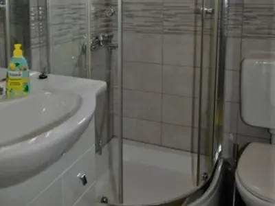 Kupaonica u objektu Two bedroom apartment A4