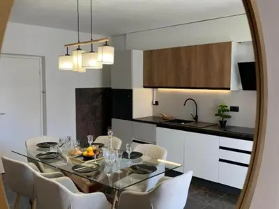 Kuhinja ili čajna kuhinja u objektu Luxury Apartment Ivo with Jacuzzi near the beach - Two Bedroom Apartment