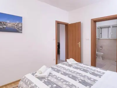 Krevet ili kreveti u jedinici u objektu One Bedroom Apartment with Balcony and Sea View 2