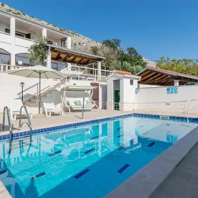 Villa Leo