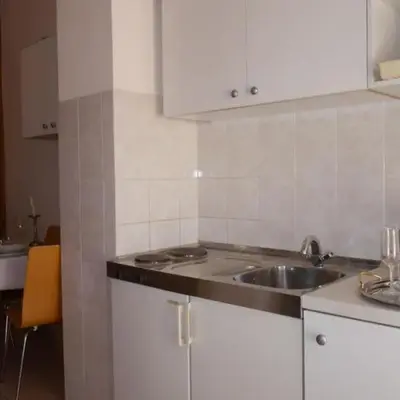 Dugi Rat Seaside Apartments - 2 Bedroom 6