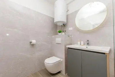 Kupaonica u objektu Apartments Petea Omis