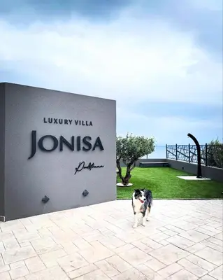 Ljubimac ili ljubimci u objektu Villa JONISA - PuRe LuXuRy