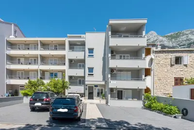 Pogled na planine ili pogled na planine iz apartmana