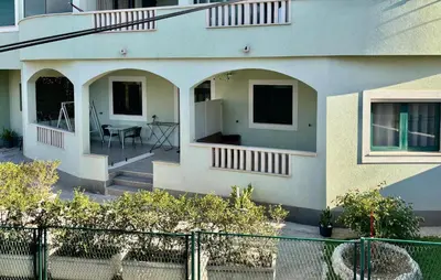 Balkon ili terasa u objektu 1 Bedroom Amazing Apartment In Duce