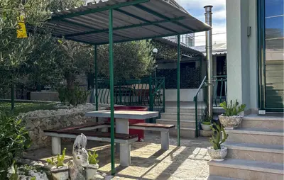 Tlocrt objekta Pet Friendly Apartment In Duce With Wifi