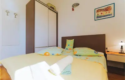 Krevet ili kreveti u jedinici u objektu Gorgeous Apartment In Omis With Wifi