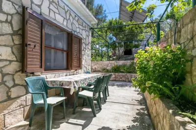 Vrt u objektu Secluded fisherman's cottage Cove Fabrice, Solta - 8692