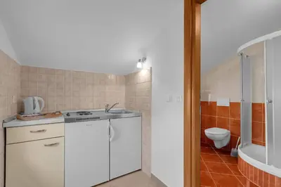 Kupaonica u objektu Pine Canopy Studios and Apartments