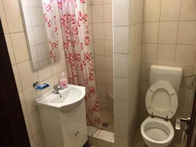 Kupaonica u objektu Apartmani Villa Borzic - One Bedroom Apt with Terarce & Sea View