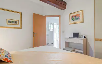 Krevet ili kreveti u jedinici u objektu 1 Bedroom Cozy Apartment In Bol
