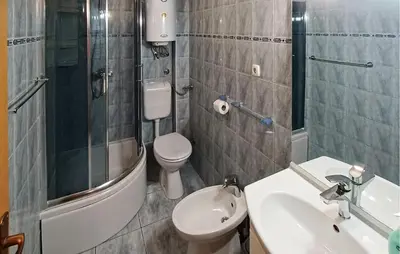 Kupaonica u objektu Amazing Apartment In Omis