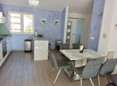 Kuhinja ili čajna kuhinja u objektu Villa Nižić Makarska