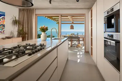 Kuhinja ili čajna kuhinja u objektu Villa Bianca Hvar by Tourist Adria Group