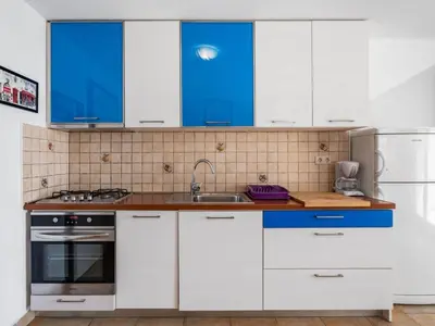 Tlocrt objekta Apartment Ferienappartement mit zwei Meerblick-Balkonen by Interhome