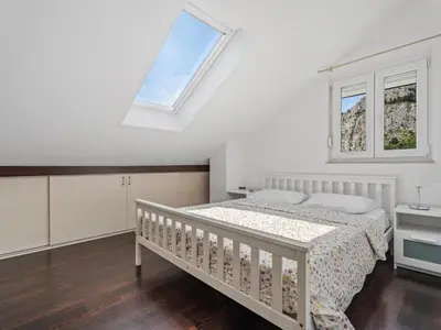 Tlocrt objekta Apartment Ferienappartement mit zwei Meerblick-Balkonen by Interhome