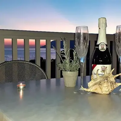 Apartment Strandnahe Ferienwohnung mit tollem Ausblick by Interhome