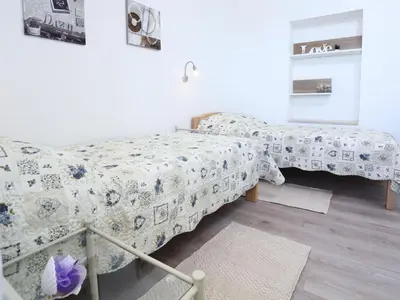 Krevet ili kreveti u jedinici u objektu Apartment Strandnahe Ferienwohnung mit Terrasse by Interhome