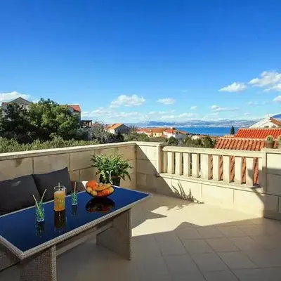 1 Bedroom Lovely Apartment In Supetar