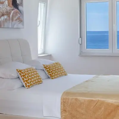 Luxury Penthouse Royal Residence