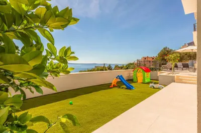 Vrt u objektu Villa ASTERA- Sea view