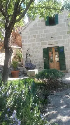 Vrt u objektu Almondhouse, stonehouse, seaview, big terace,Omis