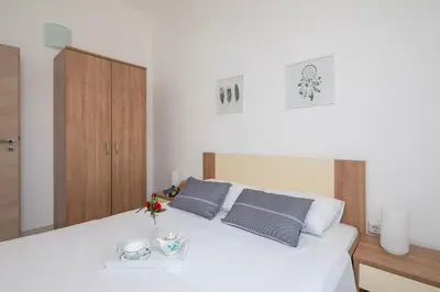 Krevet ili kreveti u jedinici u objektu Apartments by the sea Cove Osibova, Brac - 12062