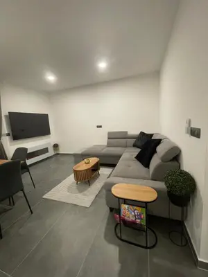 TV i/ili zabavni centar u objektu Apartment Mia with seaview in Omiš